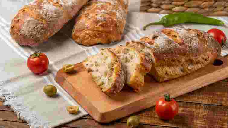 Як зрозуміти, що хліб готовий?